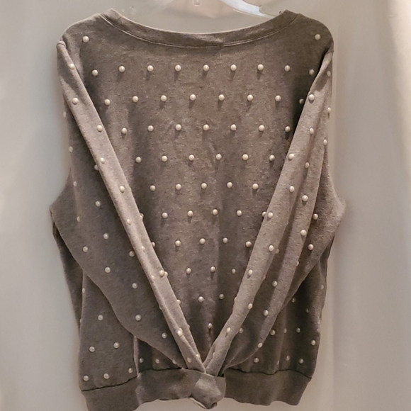 FOREVER 21 GRAY PEARL 💙 SWEATER 2X - Picture 2 of 3